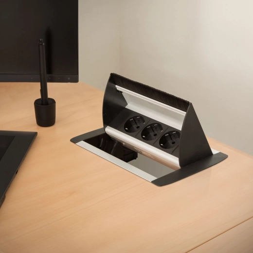 Recessed retractable power strip with 3 sockets