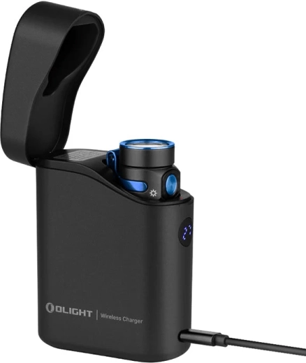 Olight Baton 4 Premium Edition – pocket flashlight with wireless charging case