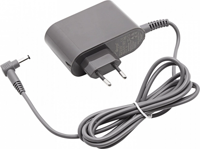 Kompaktiškas tinklo adapteris kelionėms