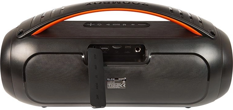 Platus jungiamumas: USB, microSD ir AUX
