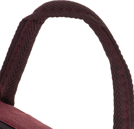 Patvarios medžiagos ir švarus dizainas