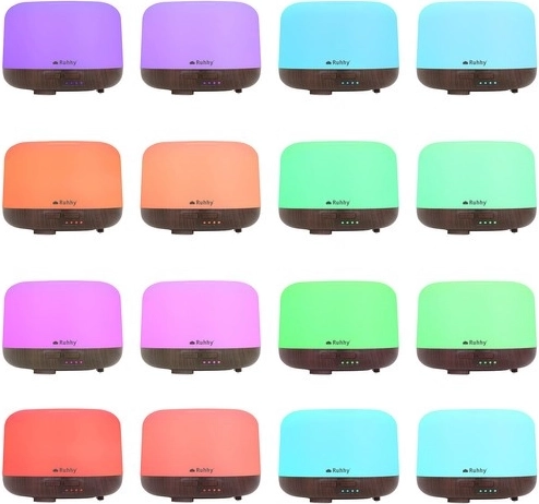 4 viename: drėkinimas, aromaterapija, jonizacija ir LED atmosfera