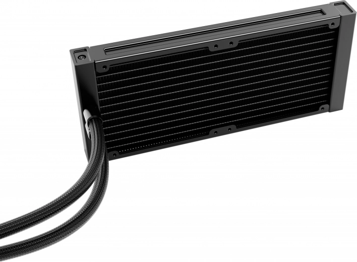 240 mm radiator for stable temperatures
