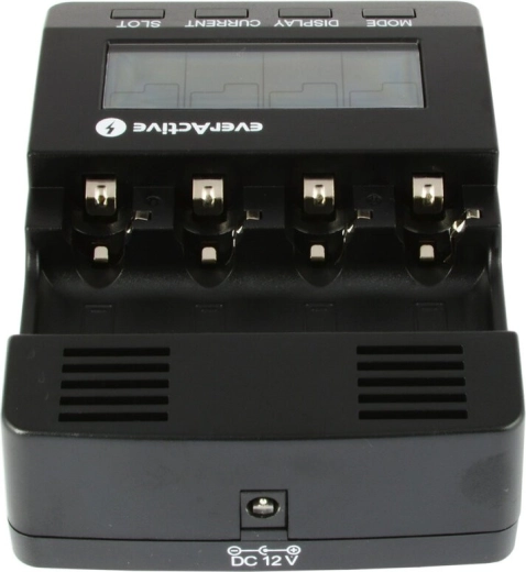 AA/AAA palaikymas ir su adapteriu taip pat C/D