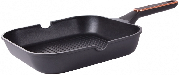 Lietas aliuminis ir nelipni danga = greitas, tolygus kepimas