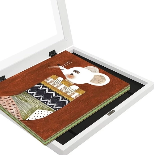 Iki 150 A4 piešinių vienoje vietoje