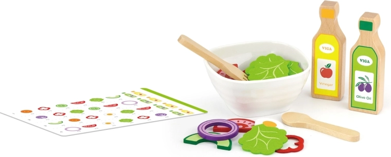 Realistic salad preparation