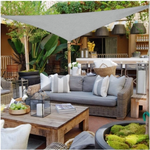 Waterproof and durable 180 g/m² material