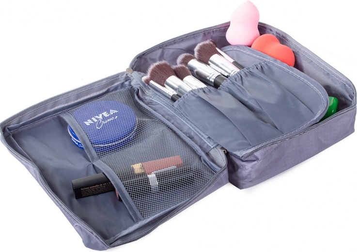 Praktiškas dizainas su keliais skyriais