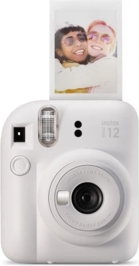 Easy operation and built-in flash