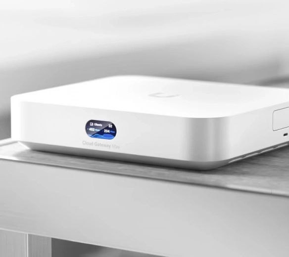 Cloud management within the UniFi ecosystem