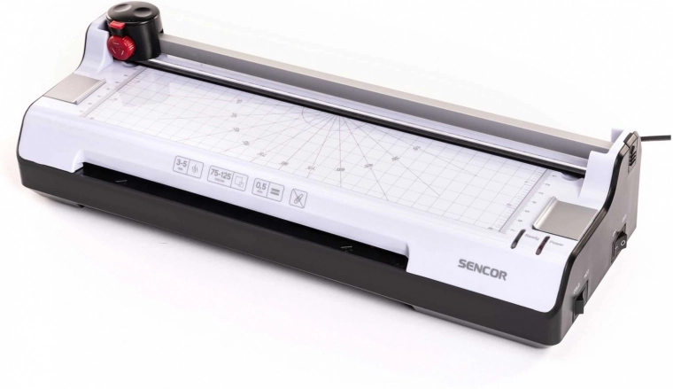 Aiški darbo vieta su matuokliais