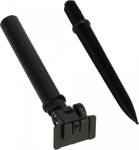 Paprastas montavimas su į žemę įsmeigiamu kuolu