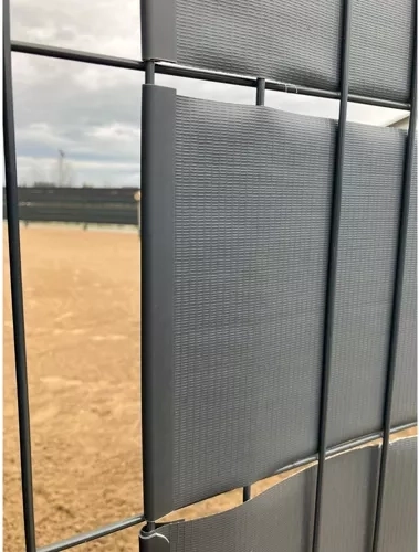 UV stabilumas ir atsparumas orų poveikiui