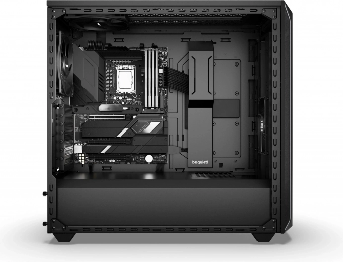 Room for large components and liquid cooling