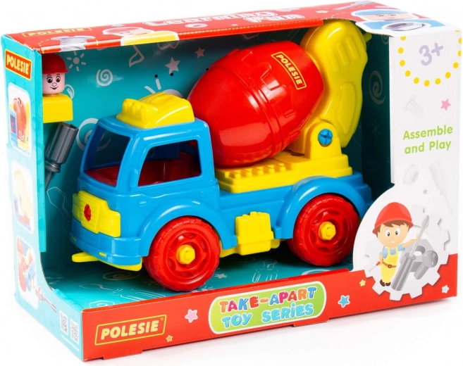 Builder figure and spacious cab