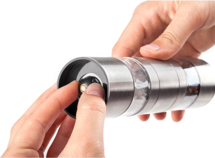 Adjustable mechanism