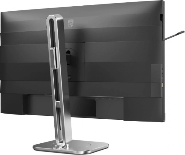 Ergonomics with pivot and tidy cable management