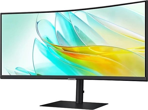 USB‑C 90 W ir LAN: tikra vieno kabelio darbo vieta