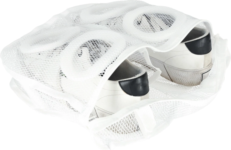 Saugus batų skalbimas skalbyklėje