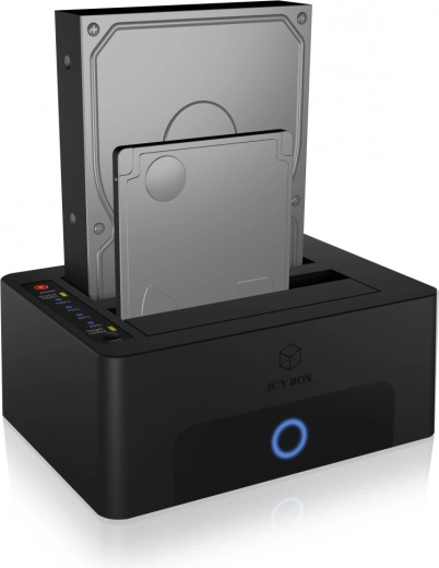 Two slots for 2.5" and 3.5" SATA
