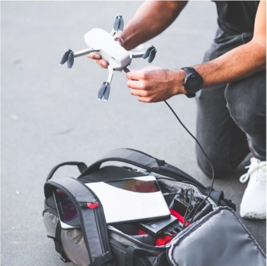 Ideal for travel and field work