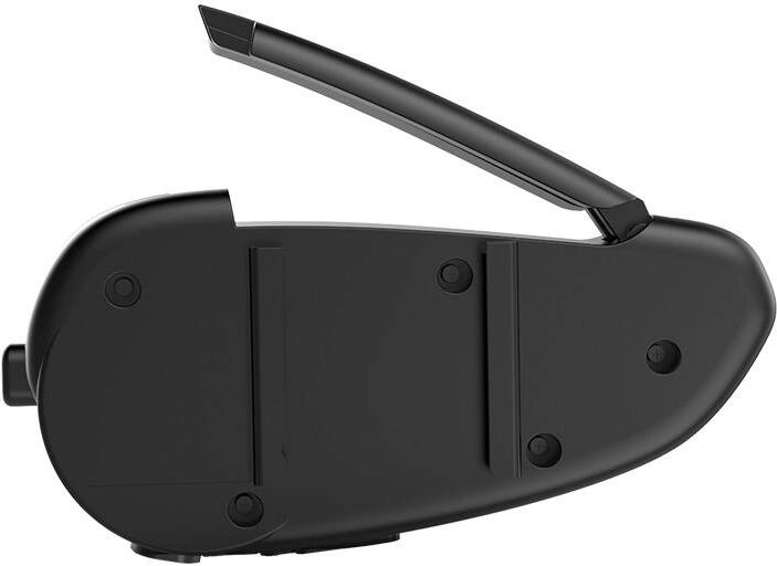 Easy control and built-in FM radio