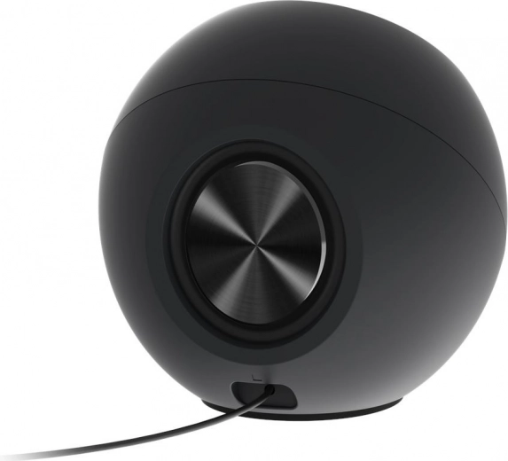 45°-angled speakers for clearer listening