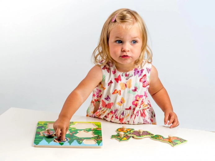 Skatina smulkiąją motoriką ir koordinaciją