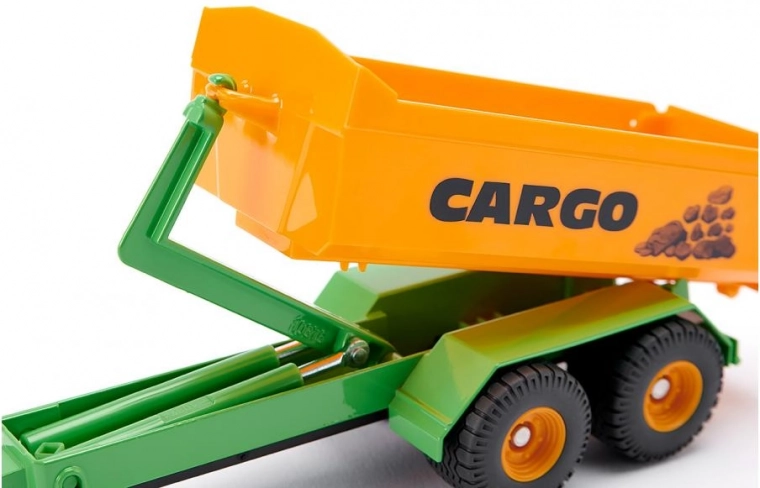 Hooklift mechanism and tipping bed for realistic loading