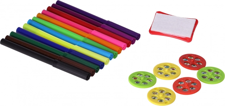 Pilnas rinkinys mažiesiems menininkams