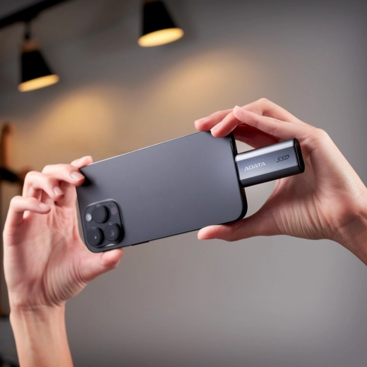 Direct capture from iPhone 15 Pro and expansion for consoles