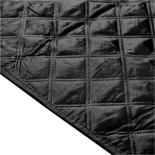 Patvarus vandeniui atsparus audinys