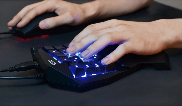 Mechanical keys with LED backlighting
