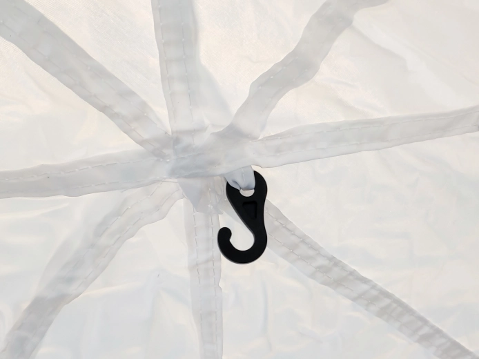 Patvarus 190 g/m² poliesterio uždangalas