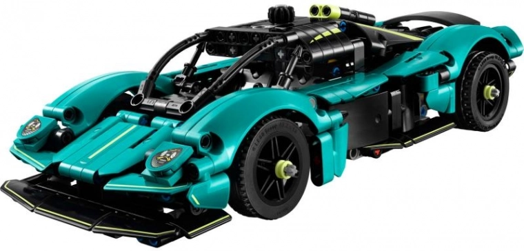 Funkcionalus vairavimas ir realistiška mechanika