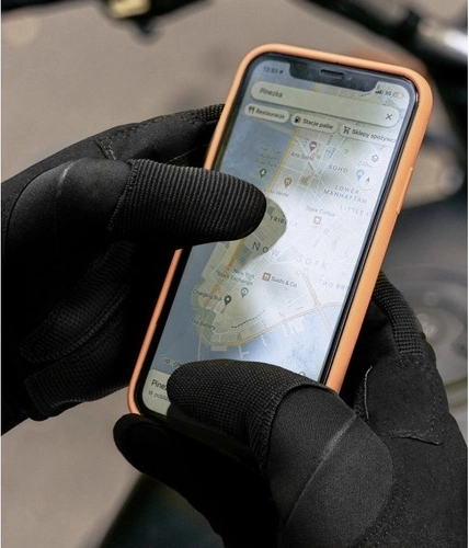 Jutiklinių ekranų valdymas nenusiimant pirštinių