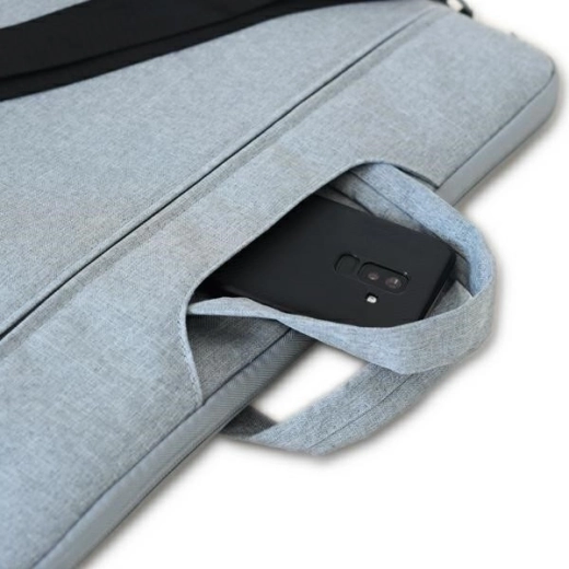 Practical accessory pockets