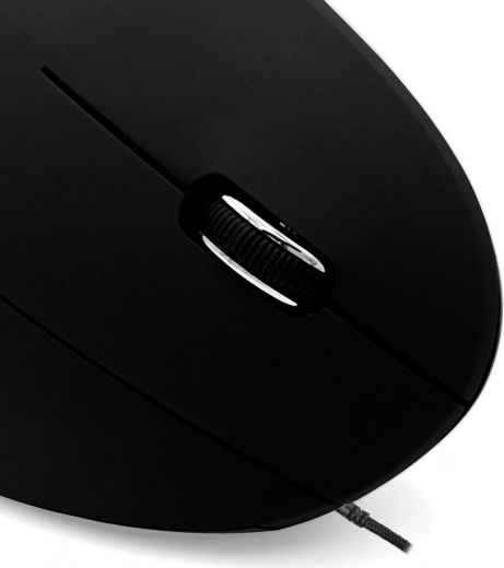 Flexible sensitivity: 1200 to 3200 DPI