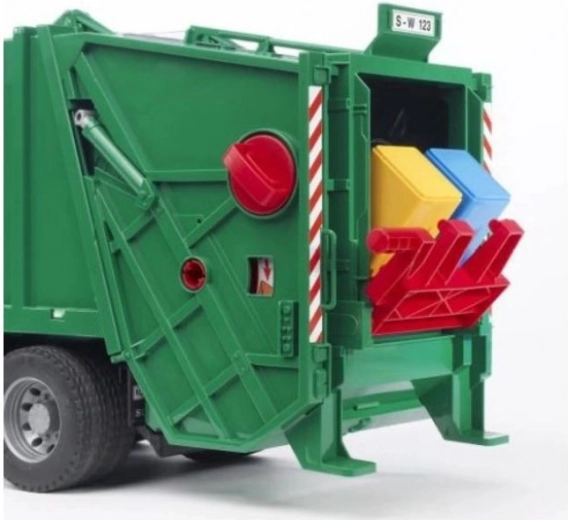 Mokymasis rūšiuoti atliekas žaidžiant