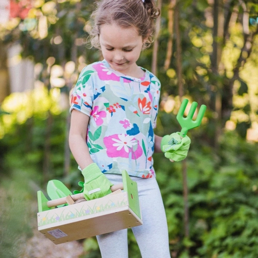 Complete children’s gardening kit