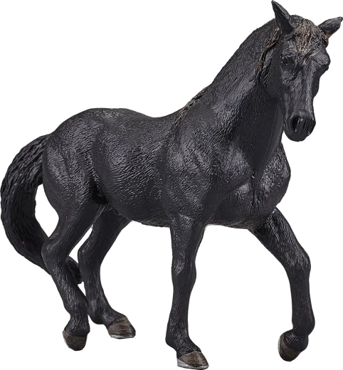 Realistic details and natural stance