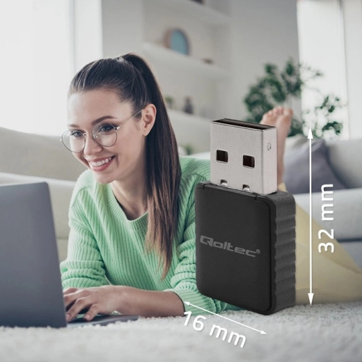 Stability thanks to MIMO and 2× internal 2 dBi antennas