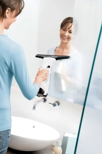 Greitas veidrodžių ir dušų nusausinimas