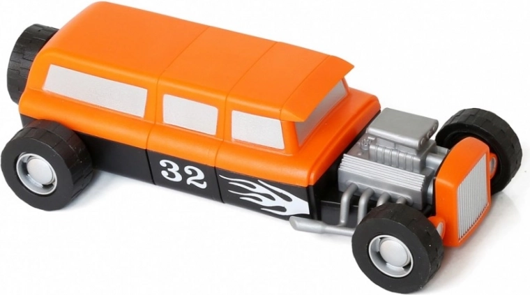 Veiksmo pramoga su pull-back pavara