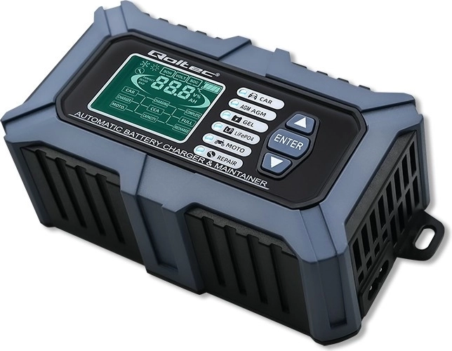 Akumuliatoriaus testavimas ir aiškus LCD ekranas