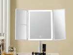 Sulankstomas kosmetinis veidrodis su LED apšvietimu 3×